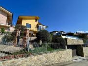 Esclusiva villa di 297 mq in vendita Corso Langhe, 35/a,...