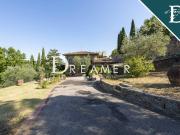 Esclusiva villa di 360 mq in affitto via delle campora,...