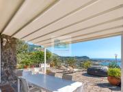 Esclusiva villa di 385 mq in vendita via zaro 100,...