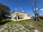 Esclusiva villa di 393 mq in vendita Via di Quarto...