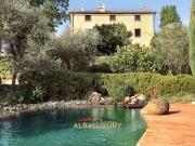 Esclusiva villa di 400 mq in vendita Abbadia di...