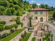 Esclusiva villa di 495 mq in vendita Via Como,...