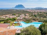 Esclusiva villa di 500 mq in vendita Loiri Porto San...