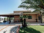 Esclusiva villa di 522 mq in vendita via rocciola...