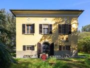 Esclusiva villa di 557 mq in vendita Foiano della...