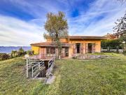 Prestigiosa villa in vendita Torri del Benaco, Italia