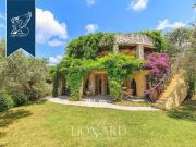 Esclusiva villa di 900 mq in vendita Montignoso, Toscana
