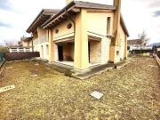 Prestigiosa villa di 295 mq in vendita Corso Delle...