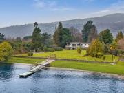 Prestigiosa villa di 350 mq in vendita, Lesa, Piemonte