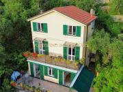 Esclusiva villa in vendita Via Cornice...