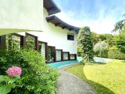Esclusiva villa in vendita Via Rovereto, 64, Selvazzano... Esclusiva villa in vendita Via Rovereto, 64, Selvazzano...