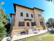 Esclusiva villa in vendita Viale Splendore 60,...