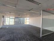 Escritório / Conjunto Comercial para alugar com 165 m²...