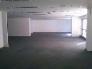 Escritório para aluguel possui 500 metros quadrados em...