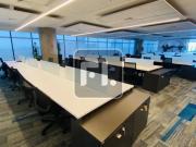 Escritório para aluguel tem 1208 metros quadrados em...