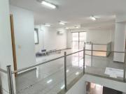 Escritório duplex com 206 m2 próximo ao Clube Curitibano
