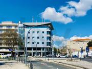 Escritório Open space, em frente à Gulbenkian Escritório Open space, em frente à Gulbenkian