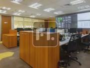 Escritório para aluguel possui 825 metros quadrados em...