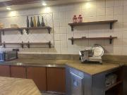 Esercizio commerciale in affitto a Lucca