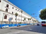Esercizio commerciale in affitto a Napoli