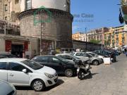 Esercizio commerciale in affitto a Napoli