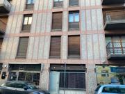 Esercizio commerciale in affitto a Novara