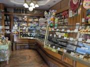 Esercizio commerciale in vendita a Genova