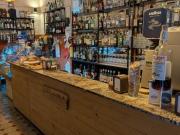 Esercizio commerciale in vendita a Genova