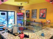 Esercizio commerciale in vendita a Martinsicuro