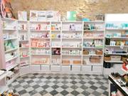 Esercizio commerciale in vendita a Massa