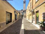 Esercizio commerciale in vendita a Monfalcone