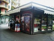 Esercizio commerciale in vendita a Napoli