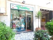 Esercizio commerciale in vendita a Palermo
