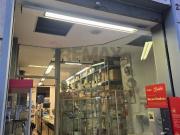 Esercizio commerciale in vendita a Roma