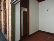 Esmeralda 1000 piso 2do por escalera