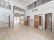 Espaço Comercial Com Estacionamento no Lumiar