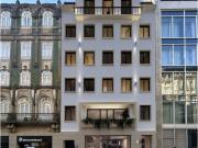 Espaço comercial na baixa do Porto para comprar Sé...