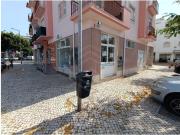 Espaço comercial para vários tipos de utilização perto...