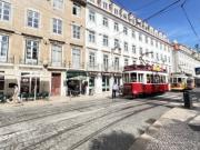 Espaço versátil com potencial para habitação no centro...