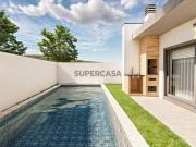 Espaçosa Moradia Térrea T4 com piscina em Fernão Ferro
