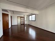 Espaçoso Apartamento em Santa Teresinha