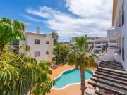 Espaçoso apartamento T1 com piscina comum, Meia Praia,...