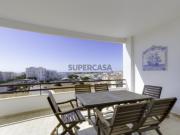 Espaçoso apartamento T3 com terraço com vista panorâmica...