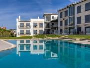 Espaçoso apartamento T3 com terraço privativo São...