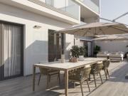 Espaçoso apartamento T3, parqueamentos e terraços, em...