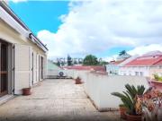 Espaçoso apartamento T4, terraço e parqueamento, em...