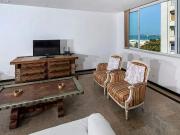 Espaçoso e confortável 4 quartos em Copacabana para 8...