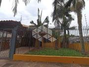 ESPAÇOSO SOBRADO COM PISCINA E ÁREA GOURMET NO BAIRRO...