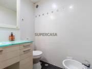 Espaçoso T3 com Varanda em Caparica, Almada