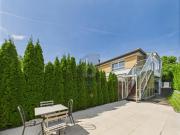 ESPACE LUMINEUX ET MEUBLÉ